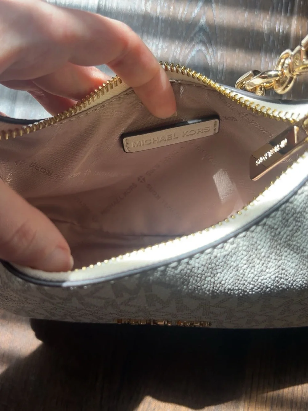 Michael Kors Cream/White Logo Shoulder Bag with Gold Chain